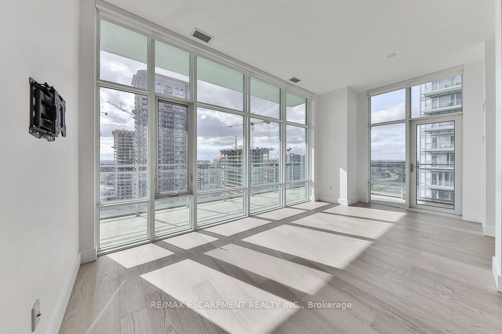 365 PRINCE OF WALES Drive #2208