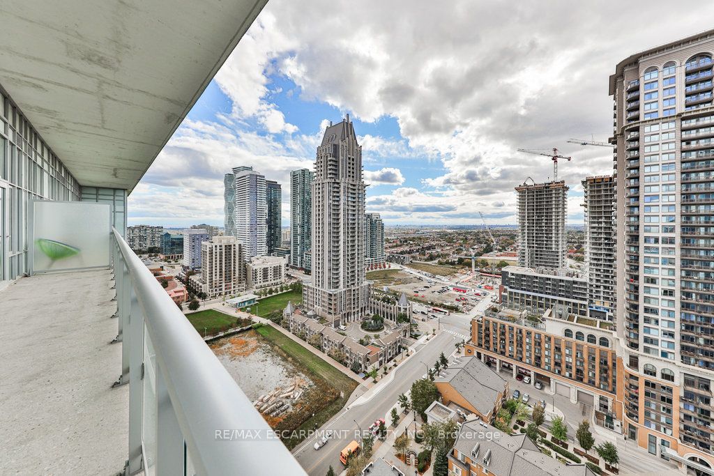 365 PRINCE OF WALES Drive #2208