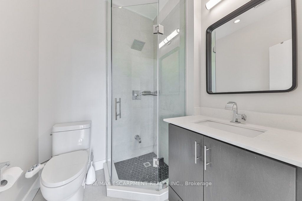 365 PRINCE OF WALES Drive #2208