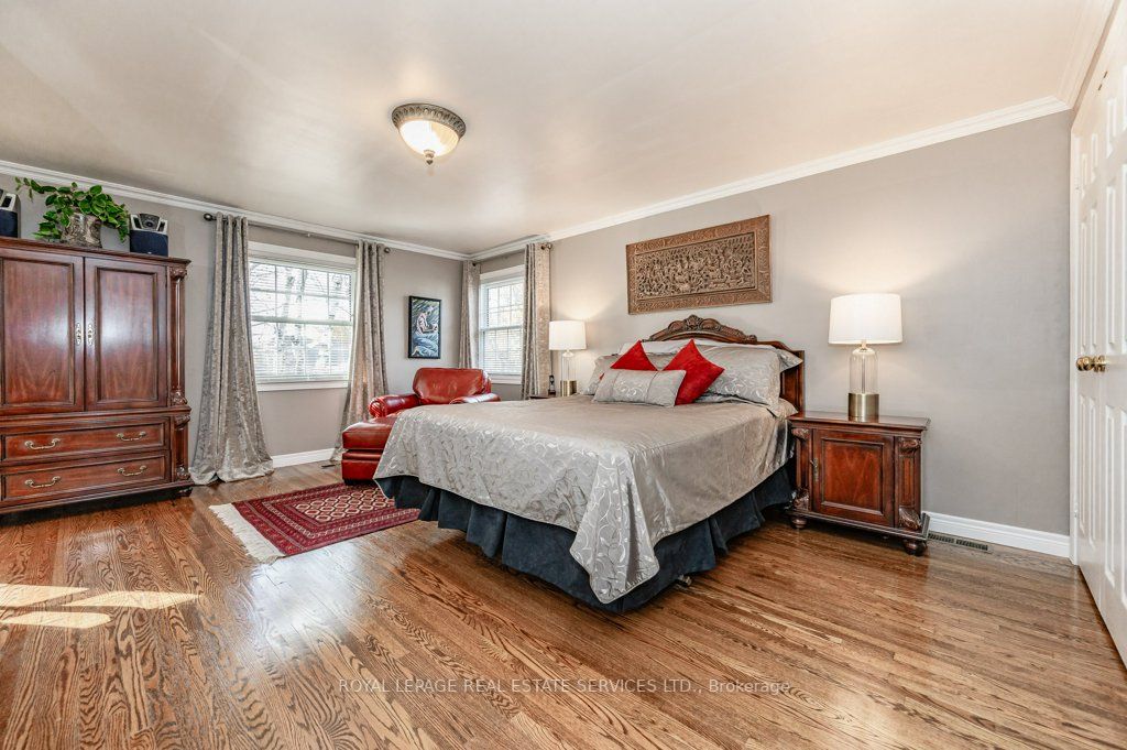 709 Cherrywood Dr