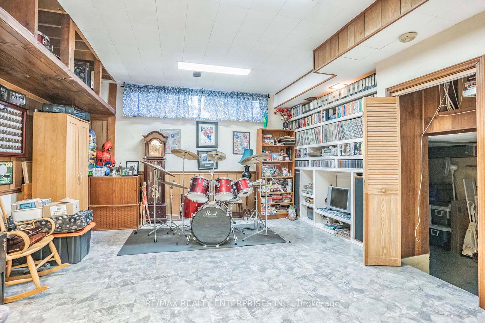 68 Sherin Crt