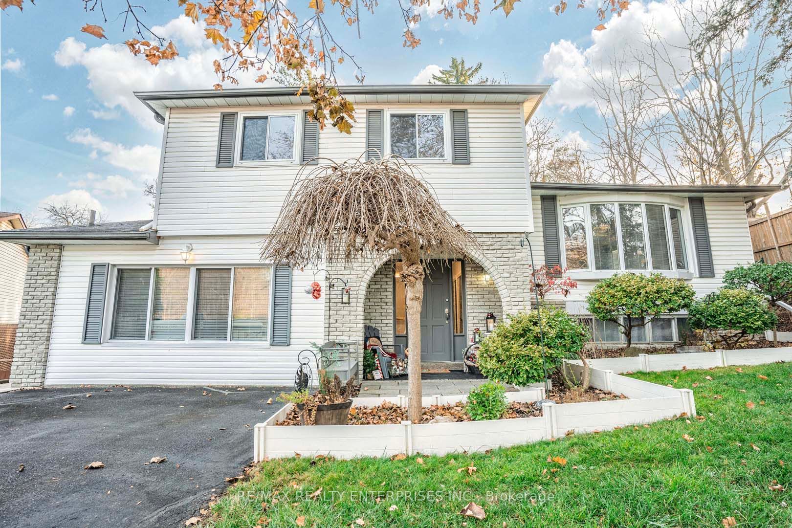 68 Sherin Crt