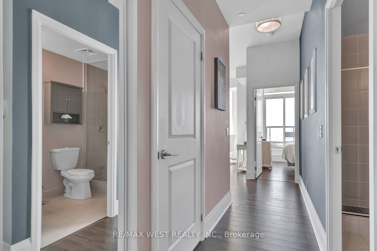 15 Zorra St, #2307