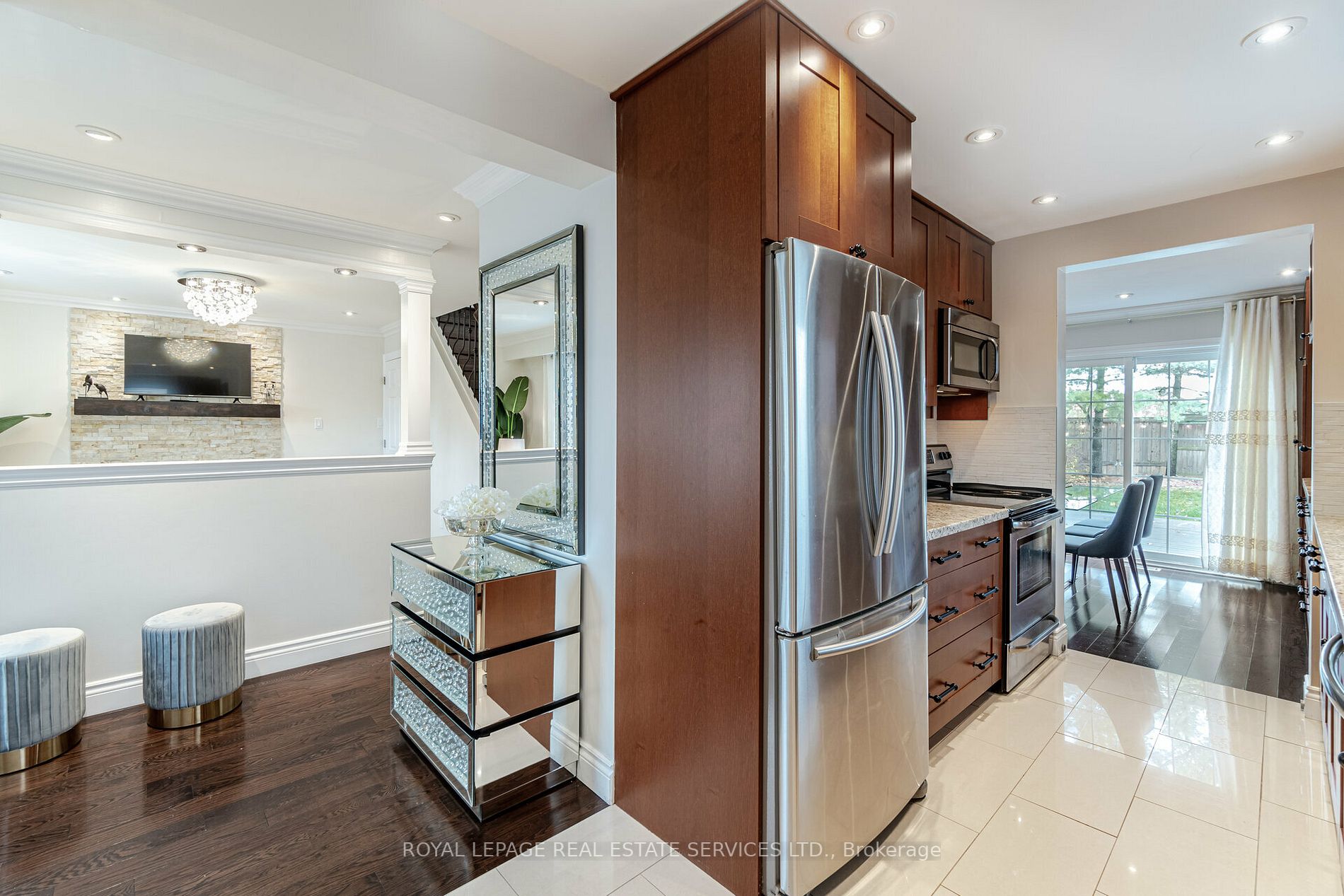 6331 Crickadorn Crt