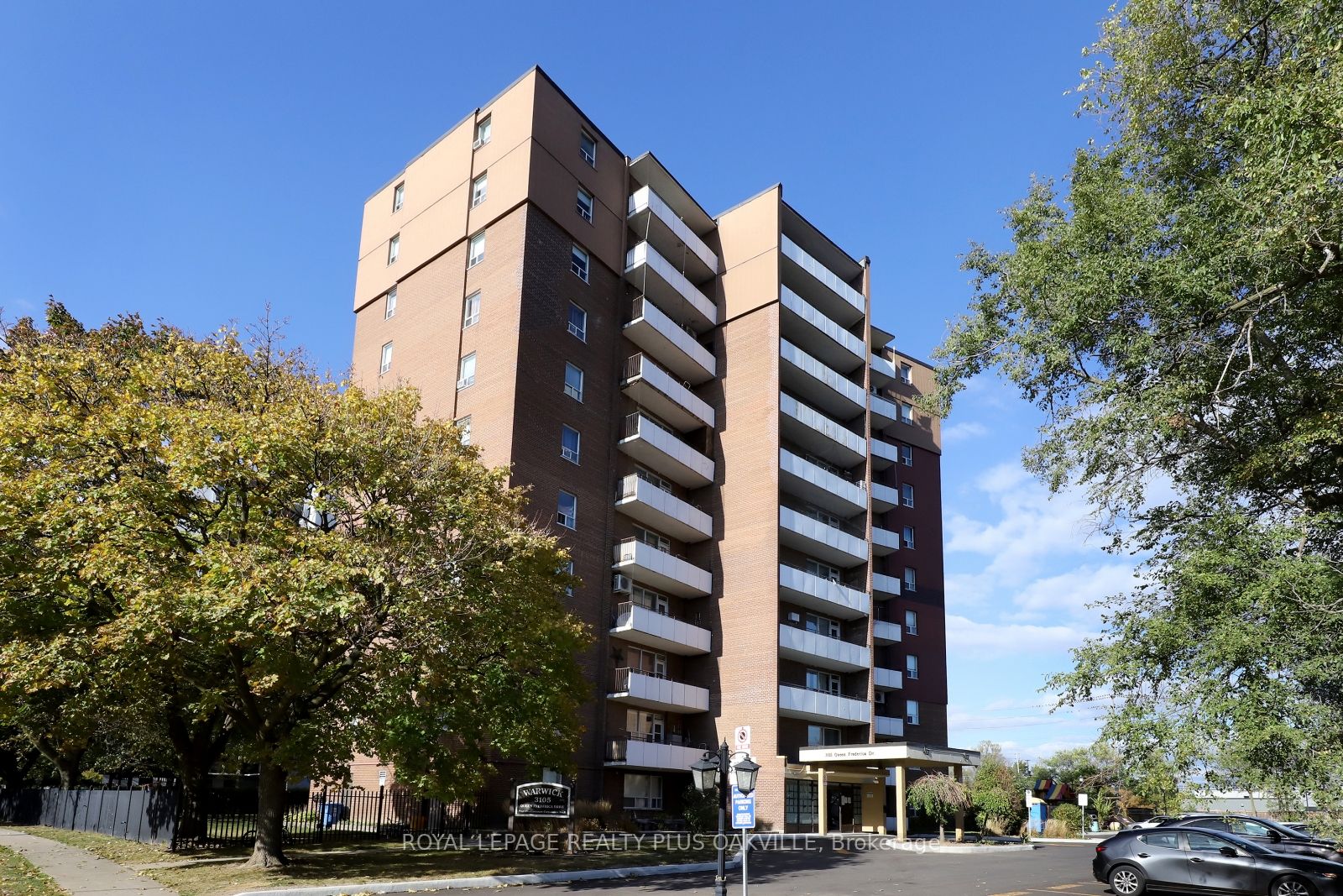 3105 Queen Frederica Dr, #504