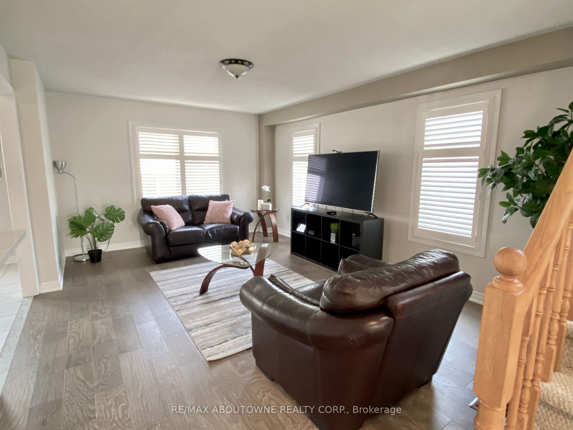 3119 Highbourne Cres