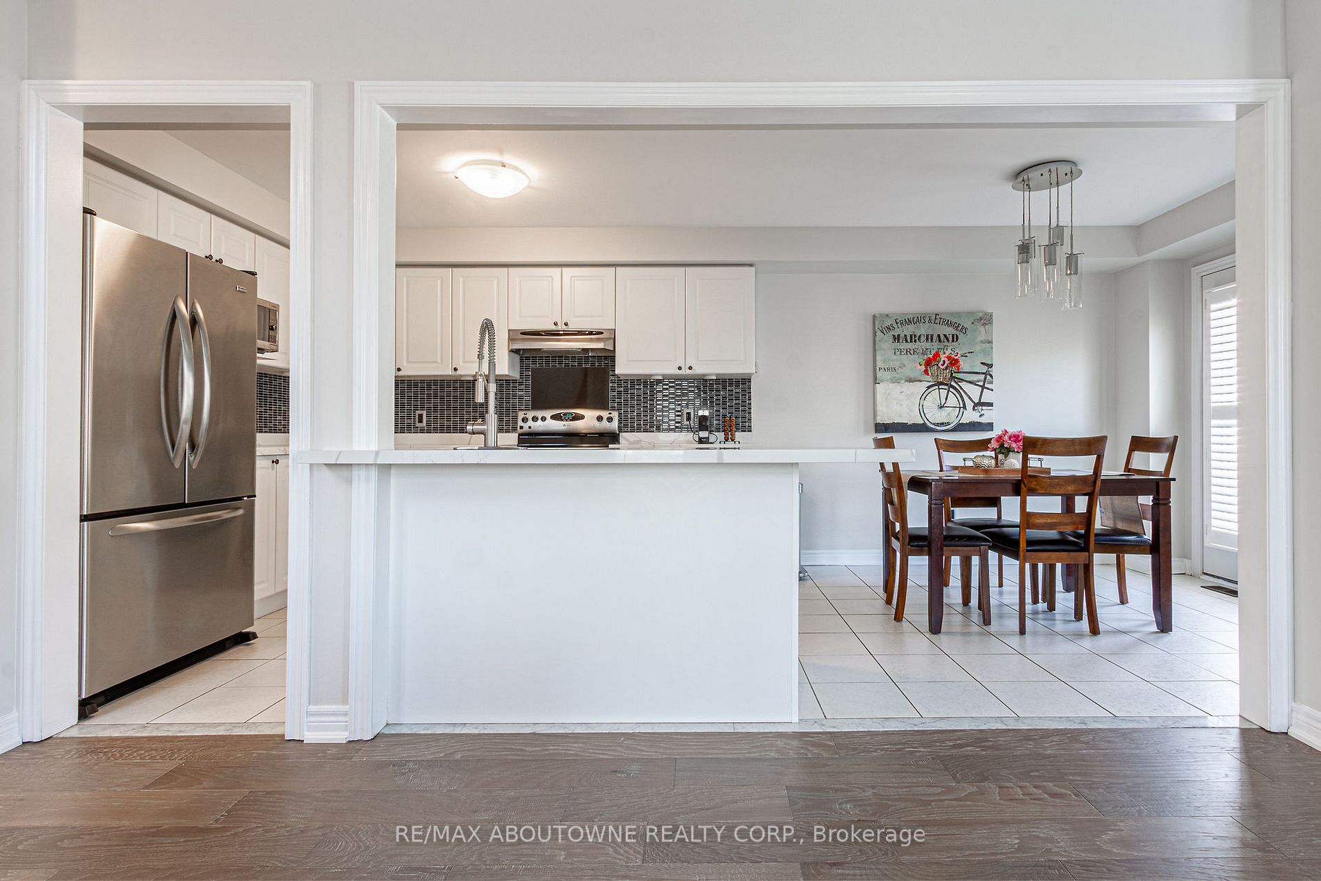 3119 Highbourne Cres