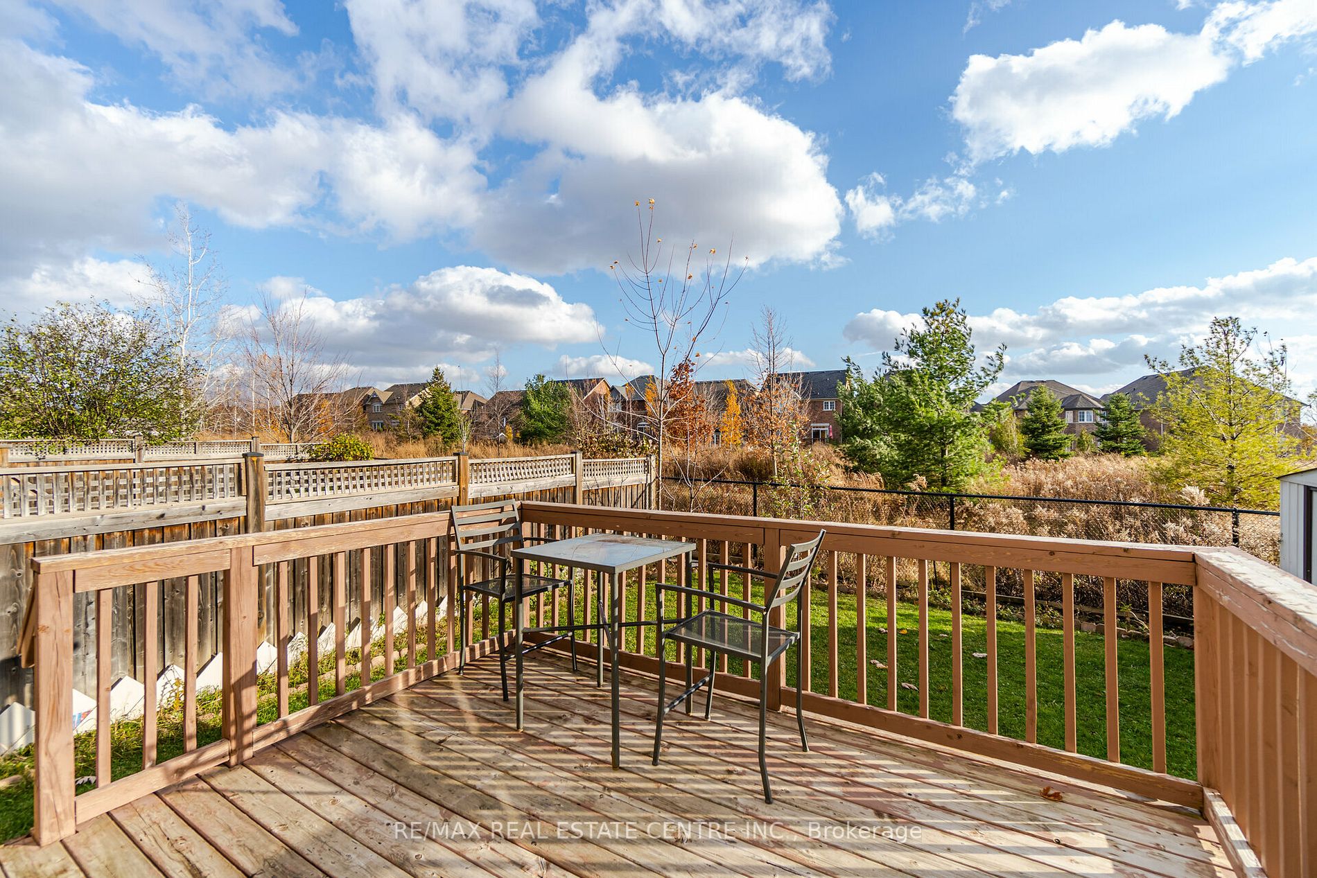 51 Larson Peak Rd