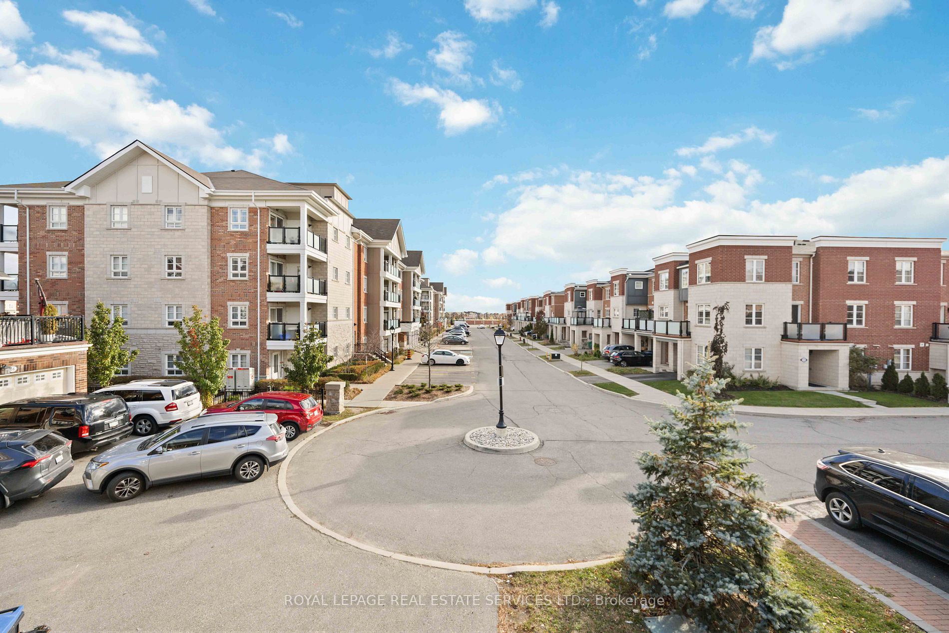 50 Baycliffe Cres