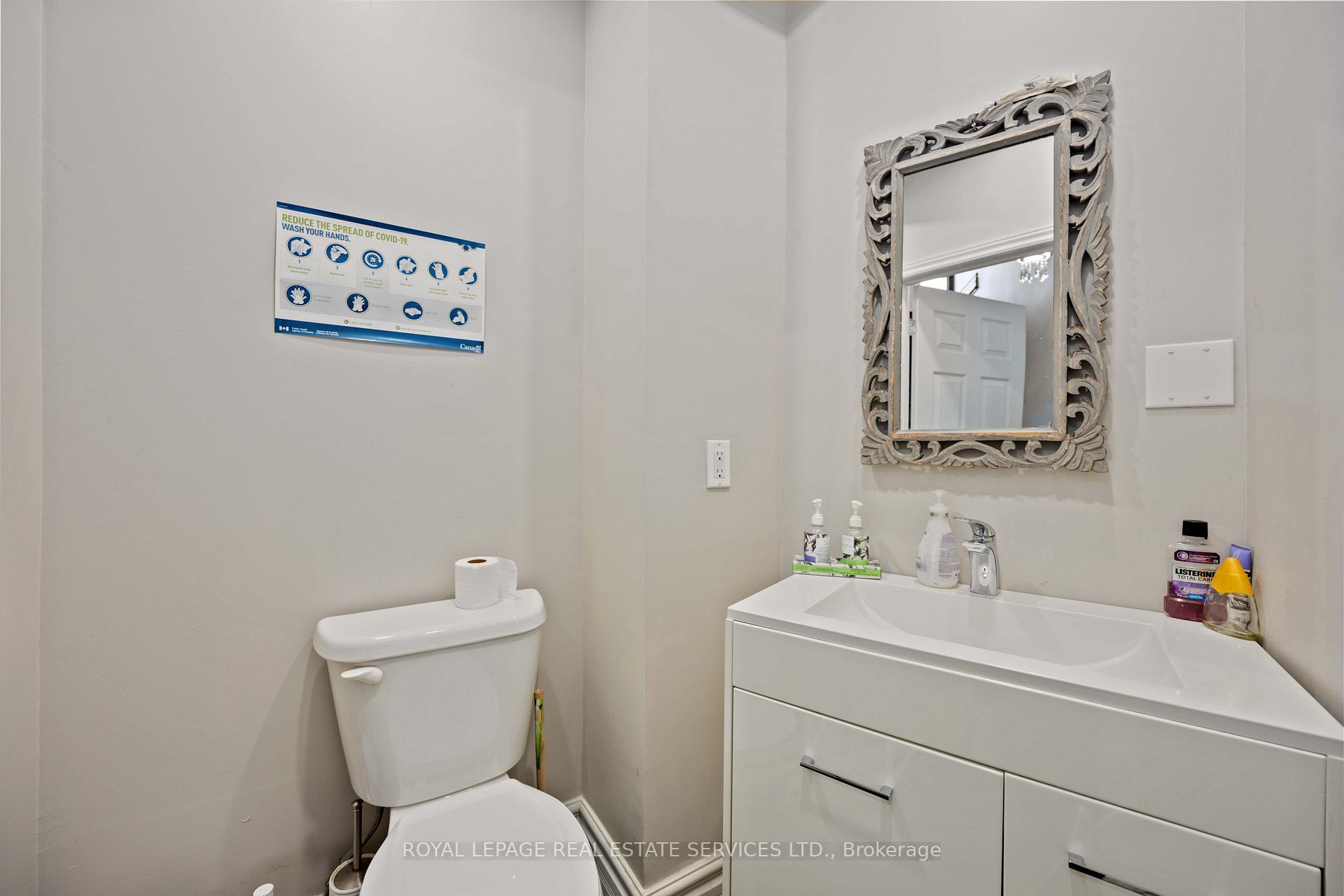 50 Baycliffe Cres