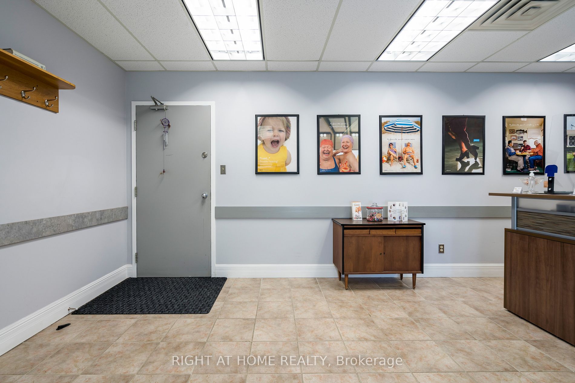 2100 Finch Ave W, #107