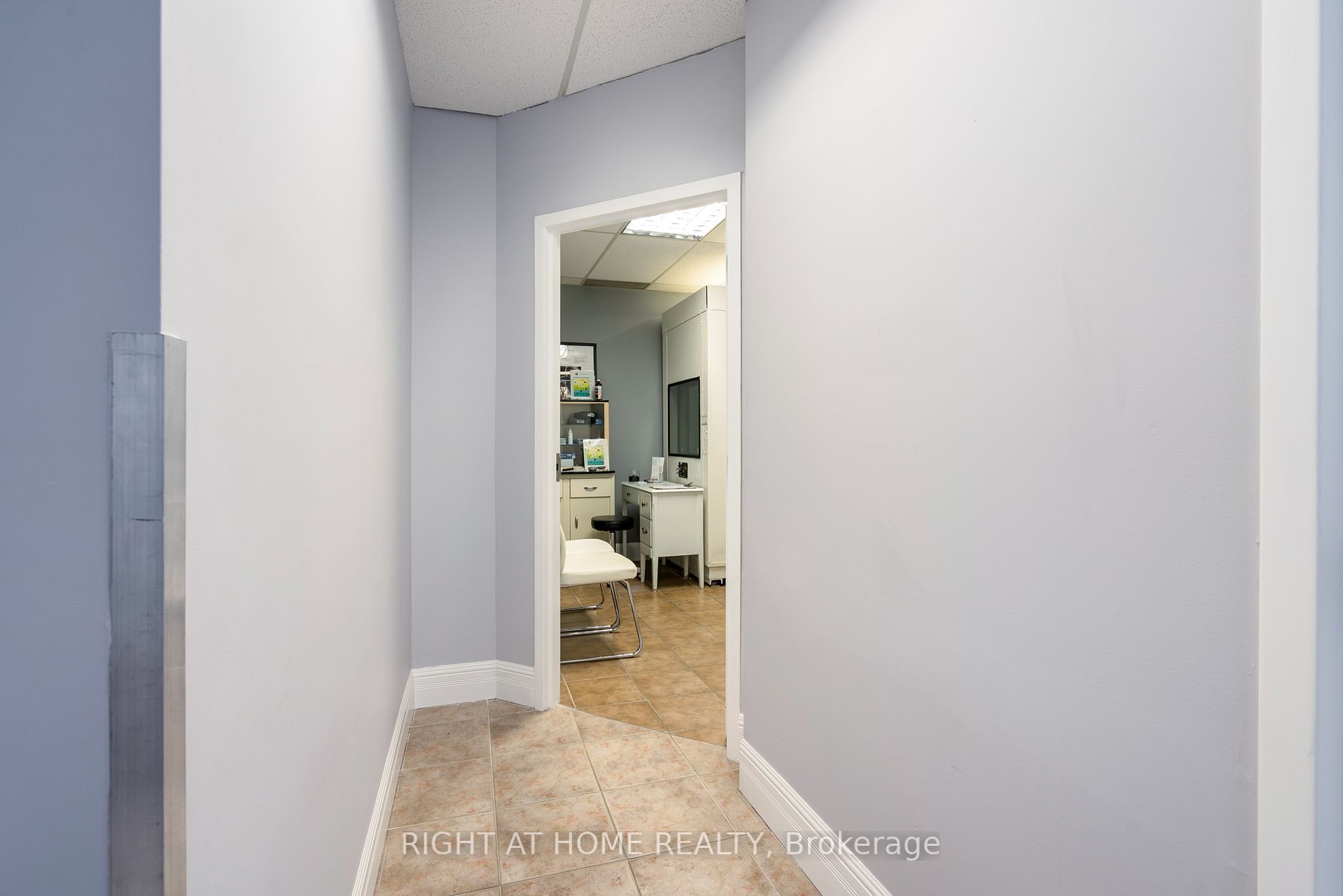 2100 Finch Ave W, #107