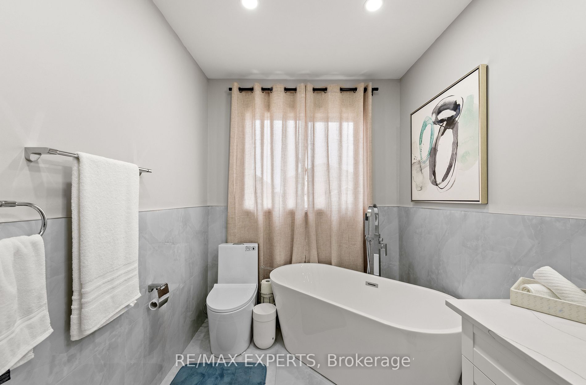 167 Zia Dodda Cres