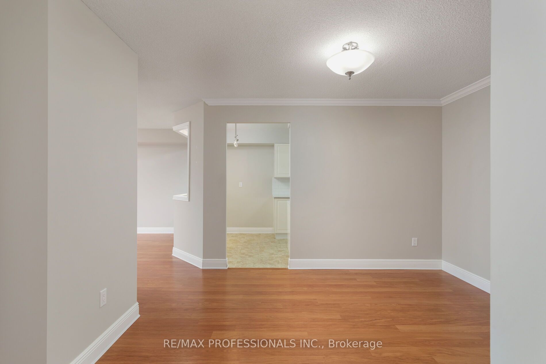 1300 Islington Ave, #605