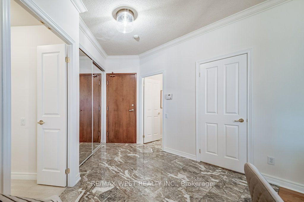 50 Old Mill Rd, #Lph2