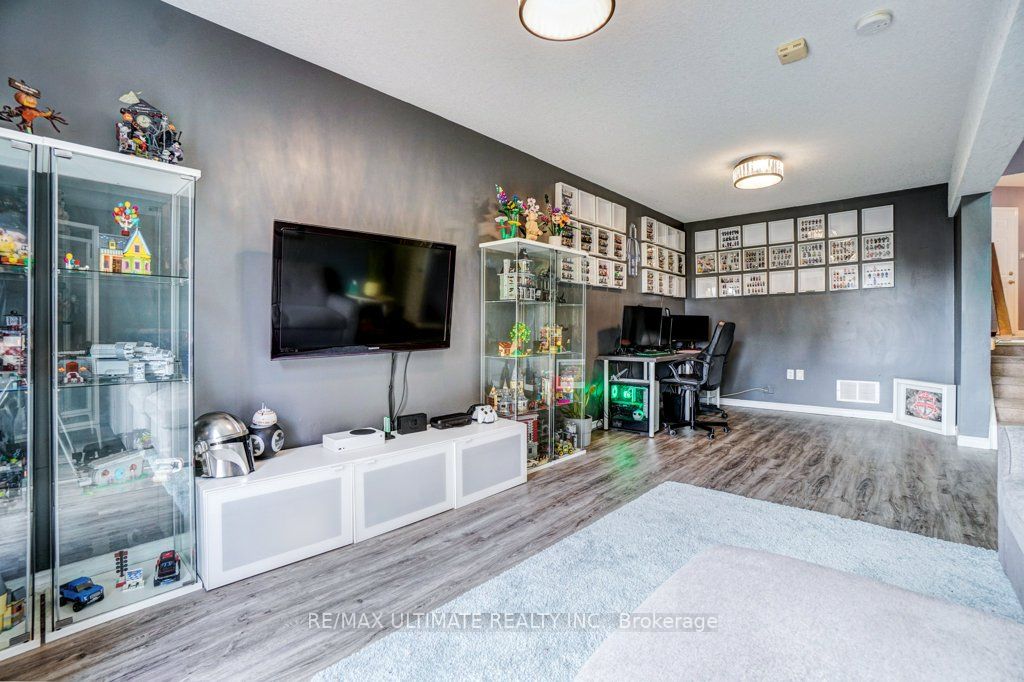 314 Montgomery Blvd