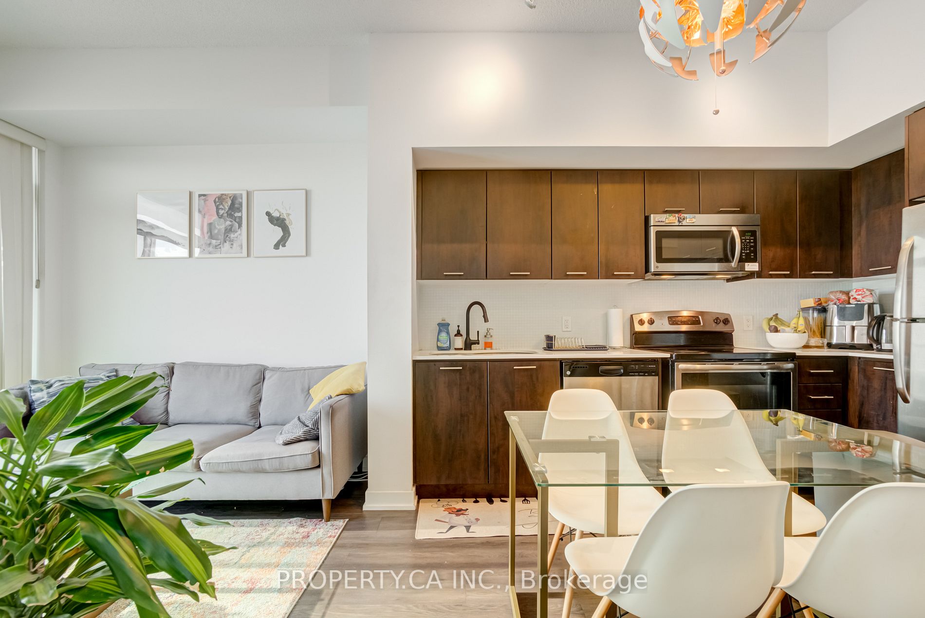 2220 Lakeshore Blvd, #2803
