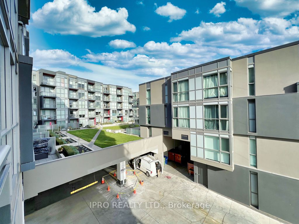 5220 Dundas St, #D-313