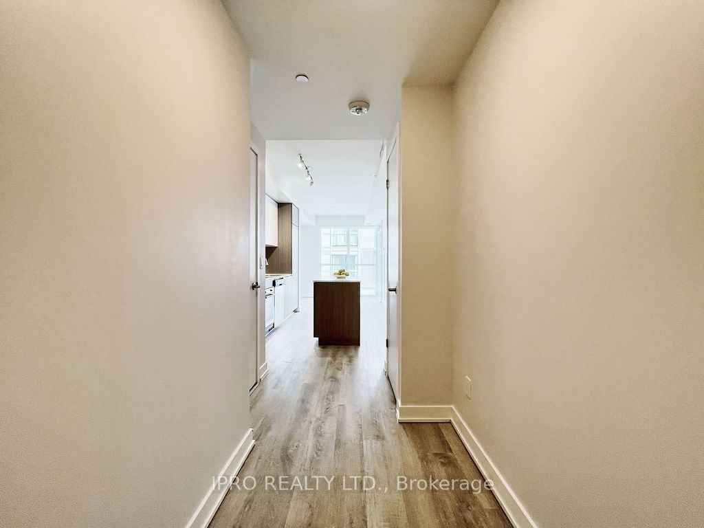 5220 Dundas St, #D-313