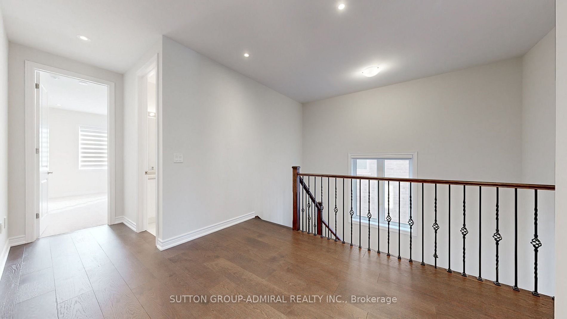 34 Carnegie Dr