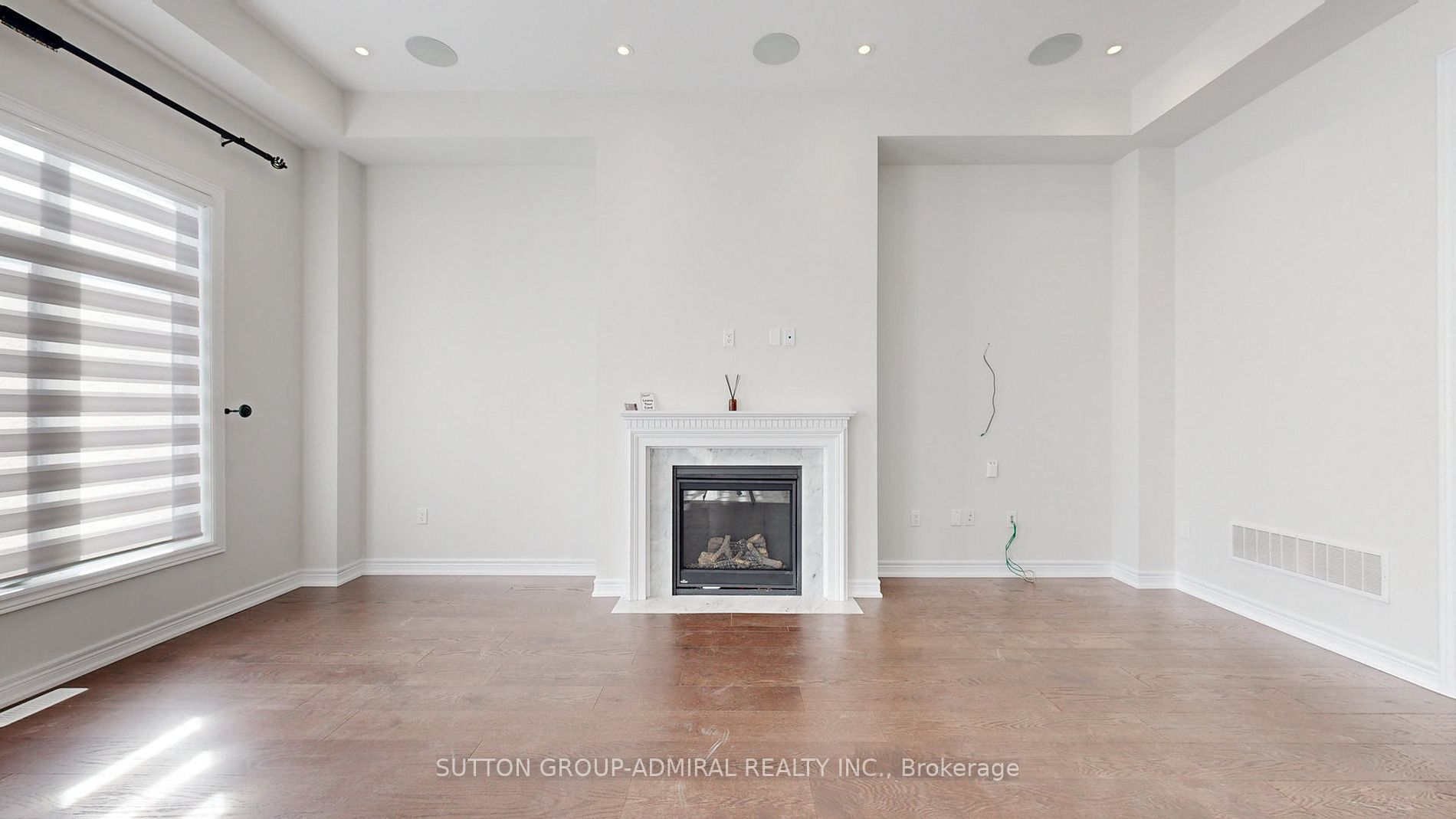 34 Carnegie Dr
