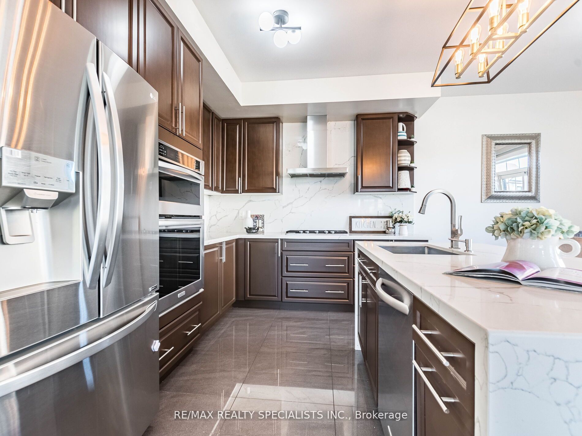 73 Dunley Cres