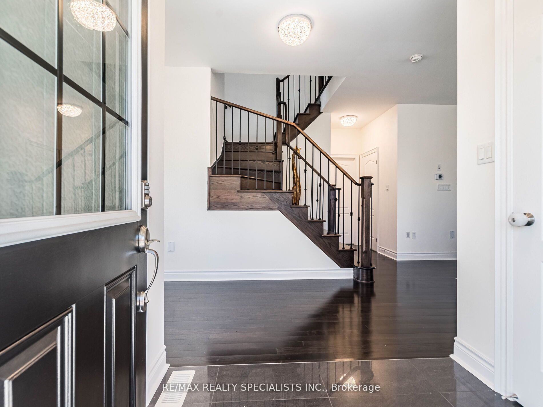 73 Dunley Cres