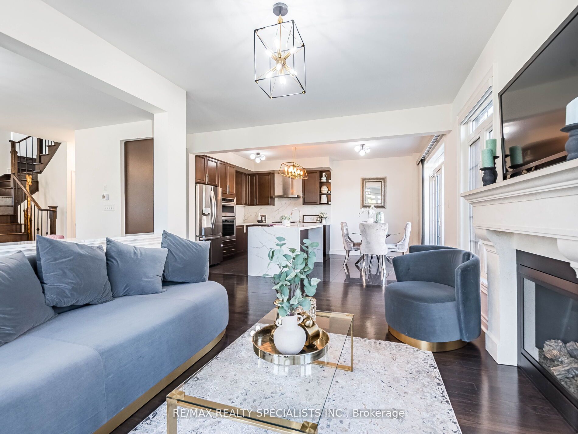 73 Dunley Cres