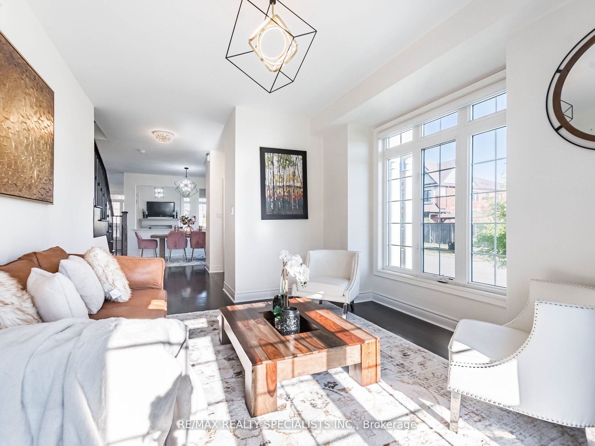 73 Dunley Cres