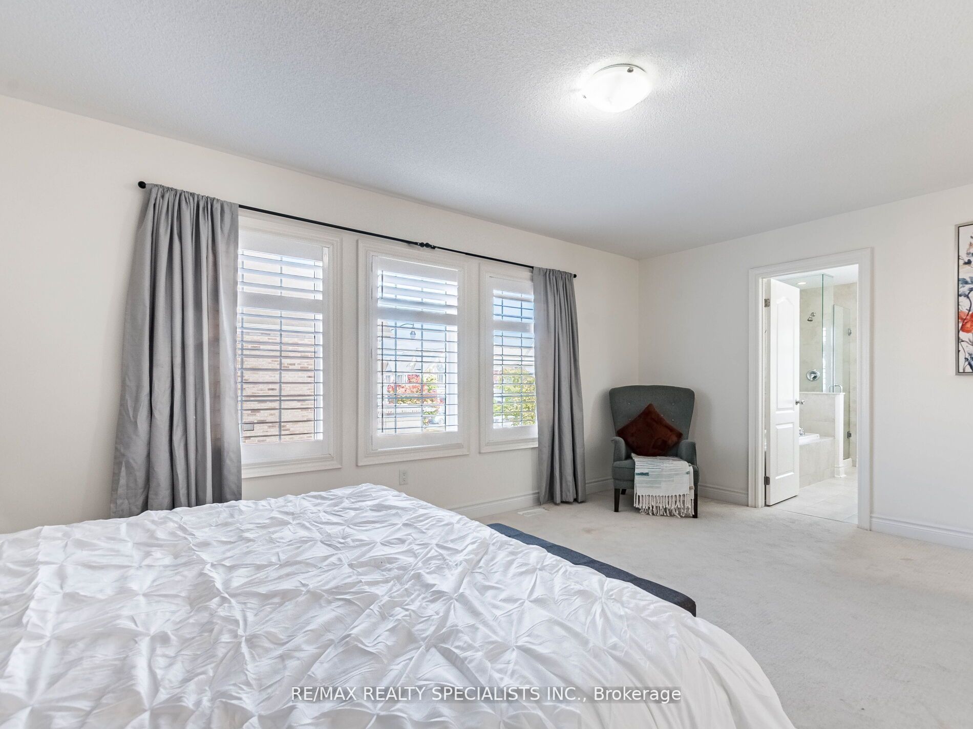 73 Dunley Cres