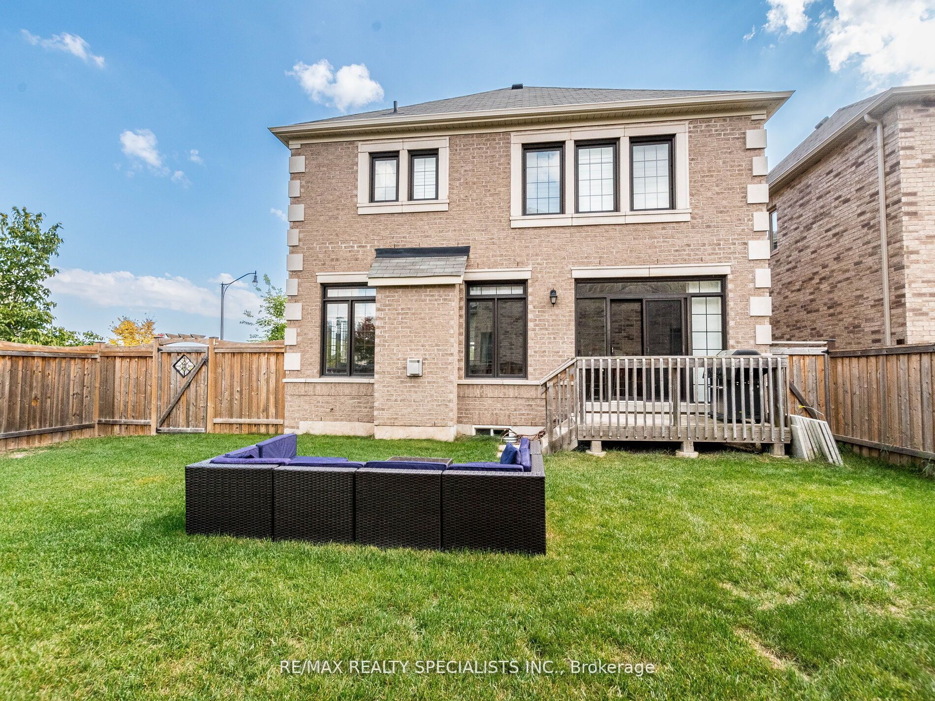 73 Dunley Cres