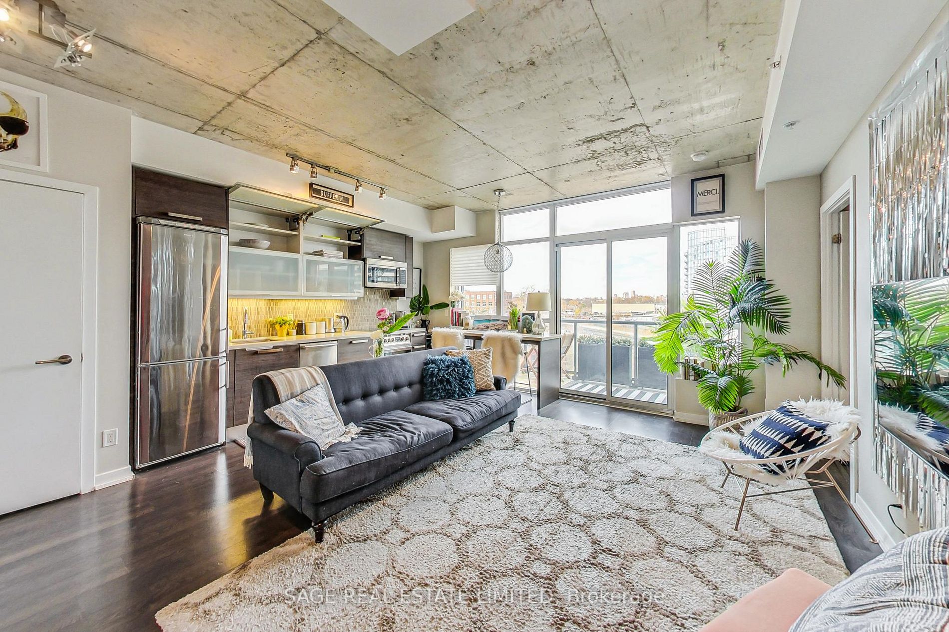 1205 Queen St W, #604