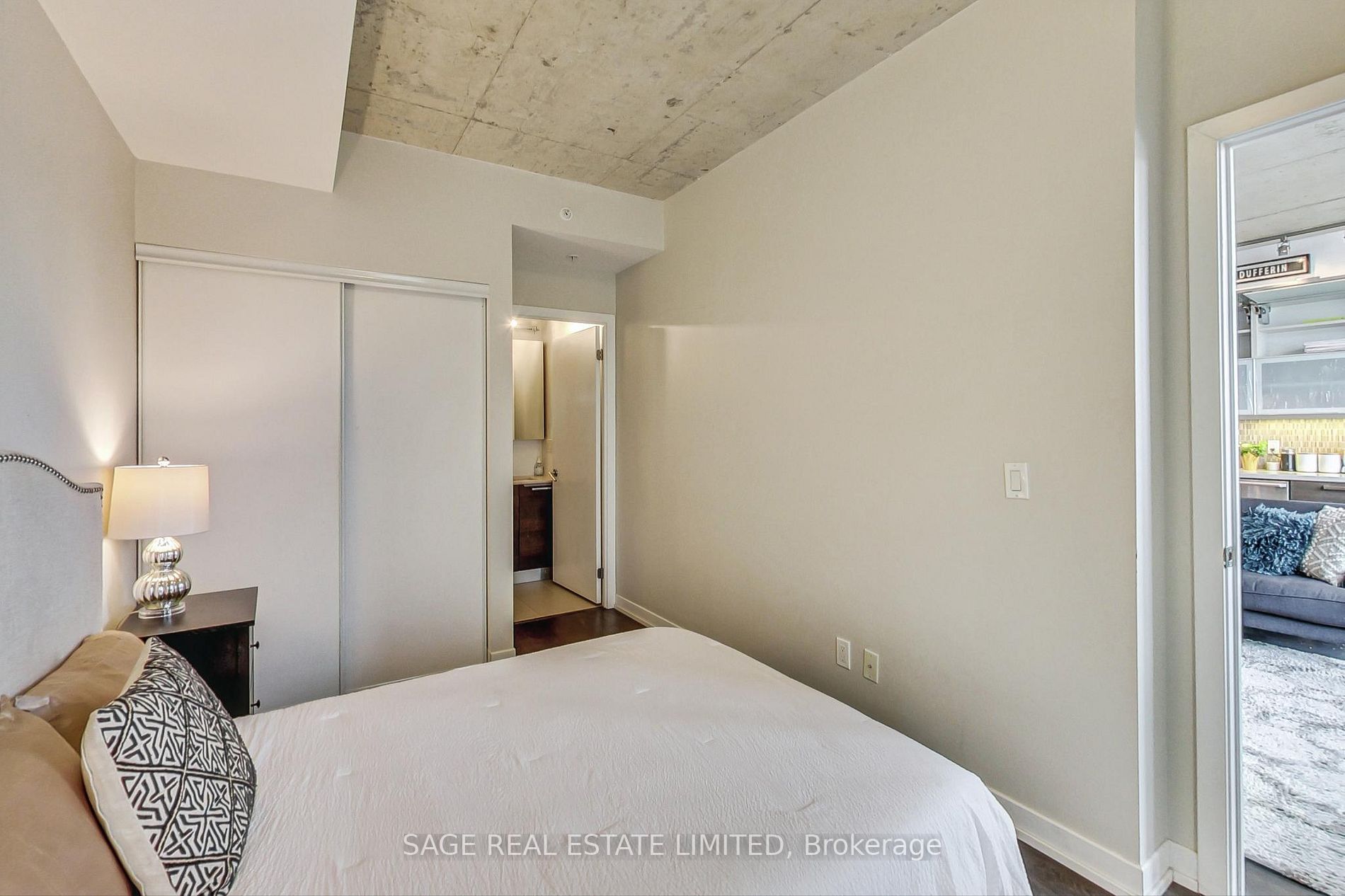 1205 Queen St W, #604