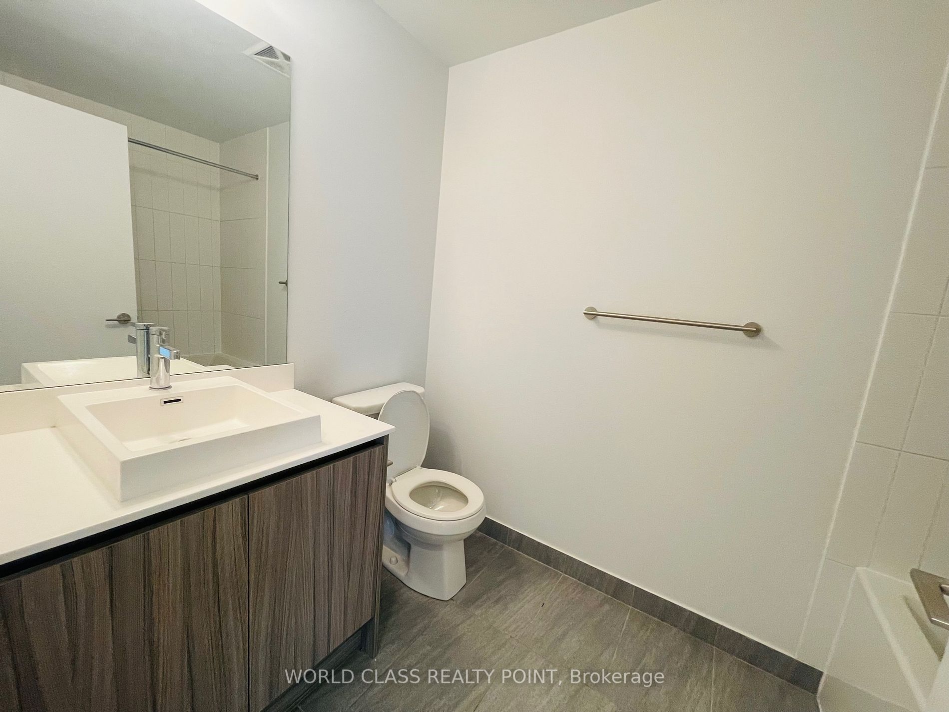 251 Manitoba St, #1609