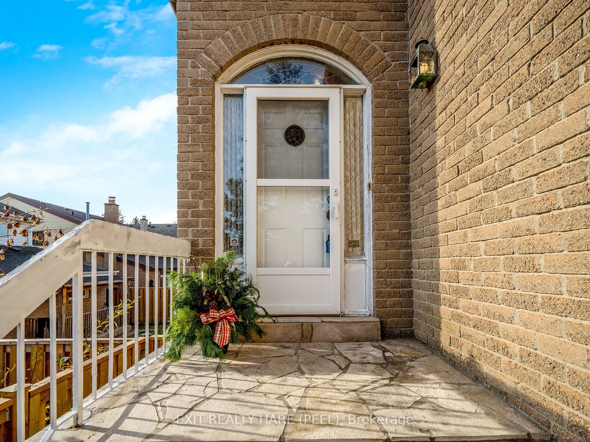 37 Ladin Dr