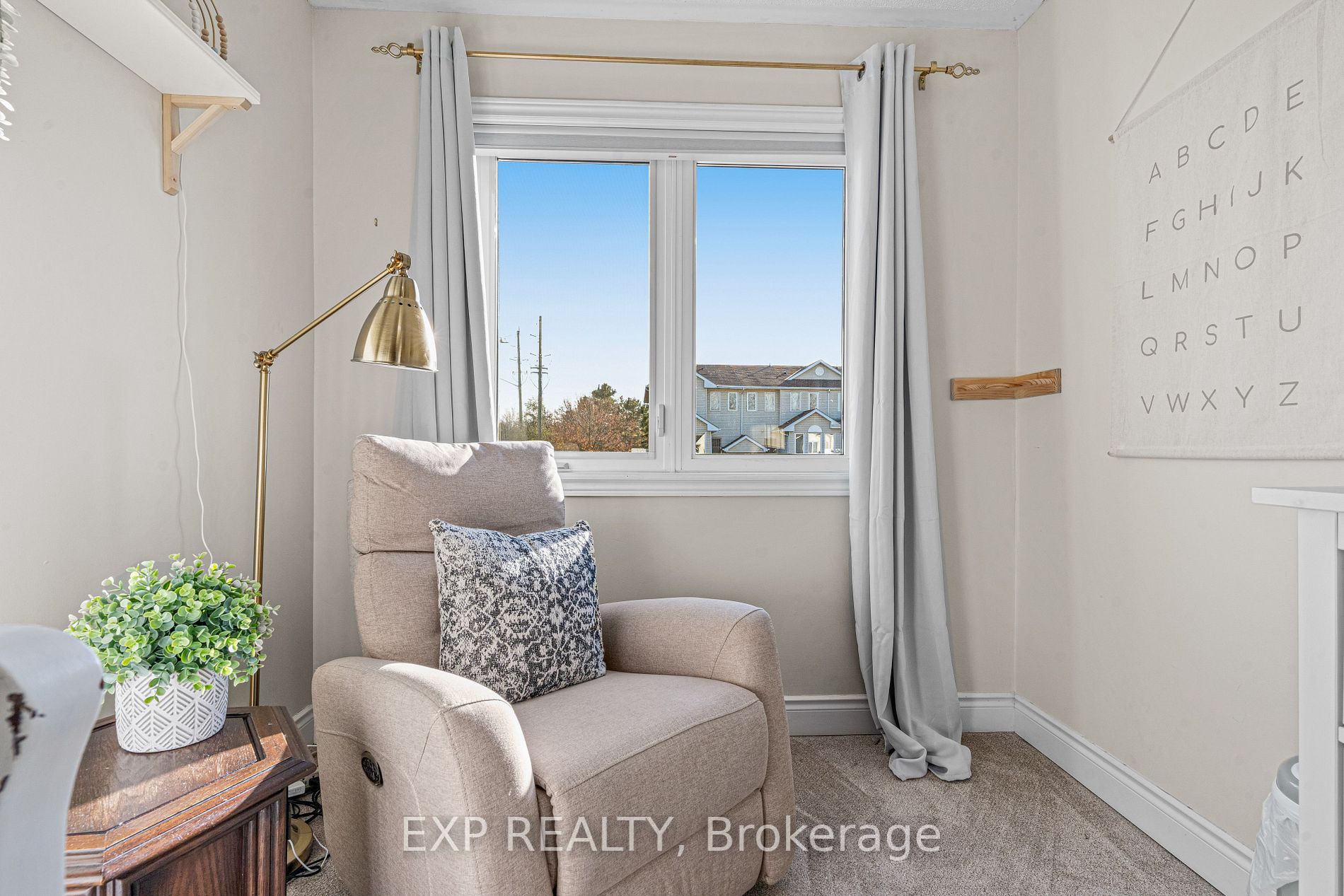 97 Stewart Maclaren Rd, #167
