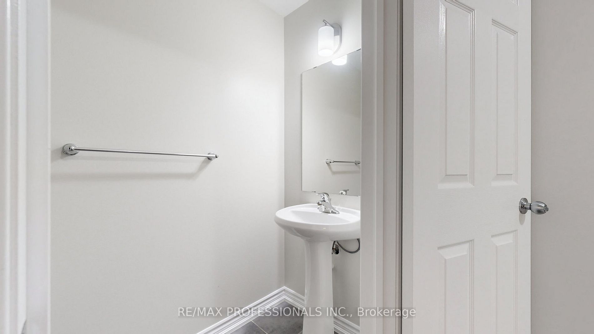 20 Carnation Ave, #48