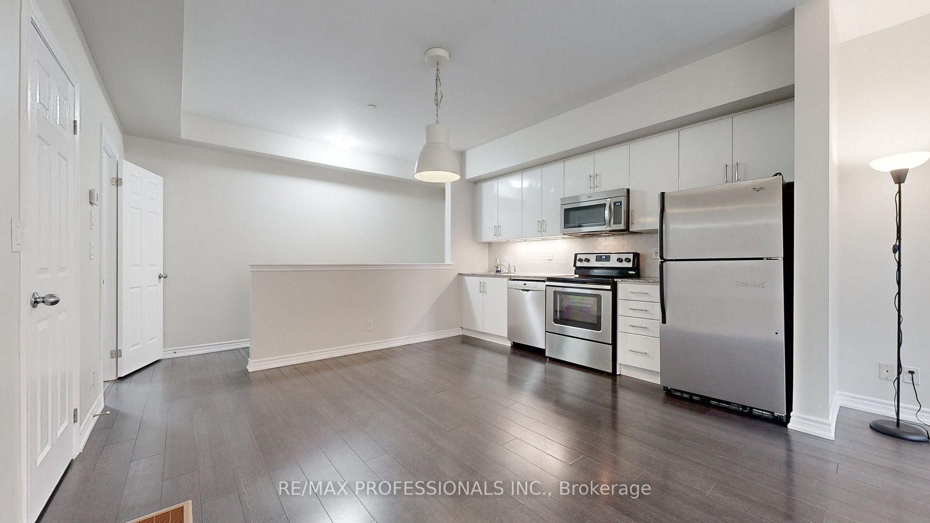 20 Carnation Ave, #48