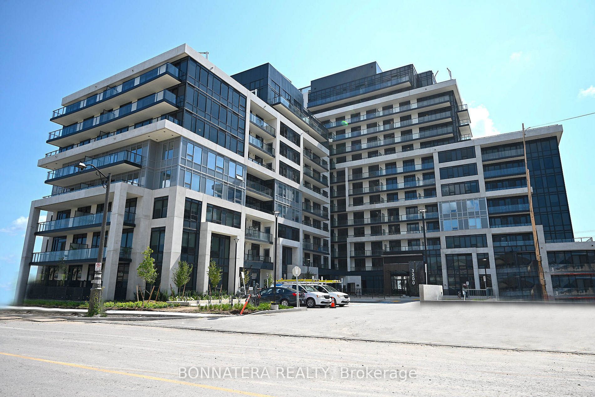 3200 William Coltson Ave, #711