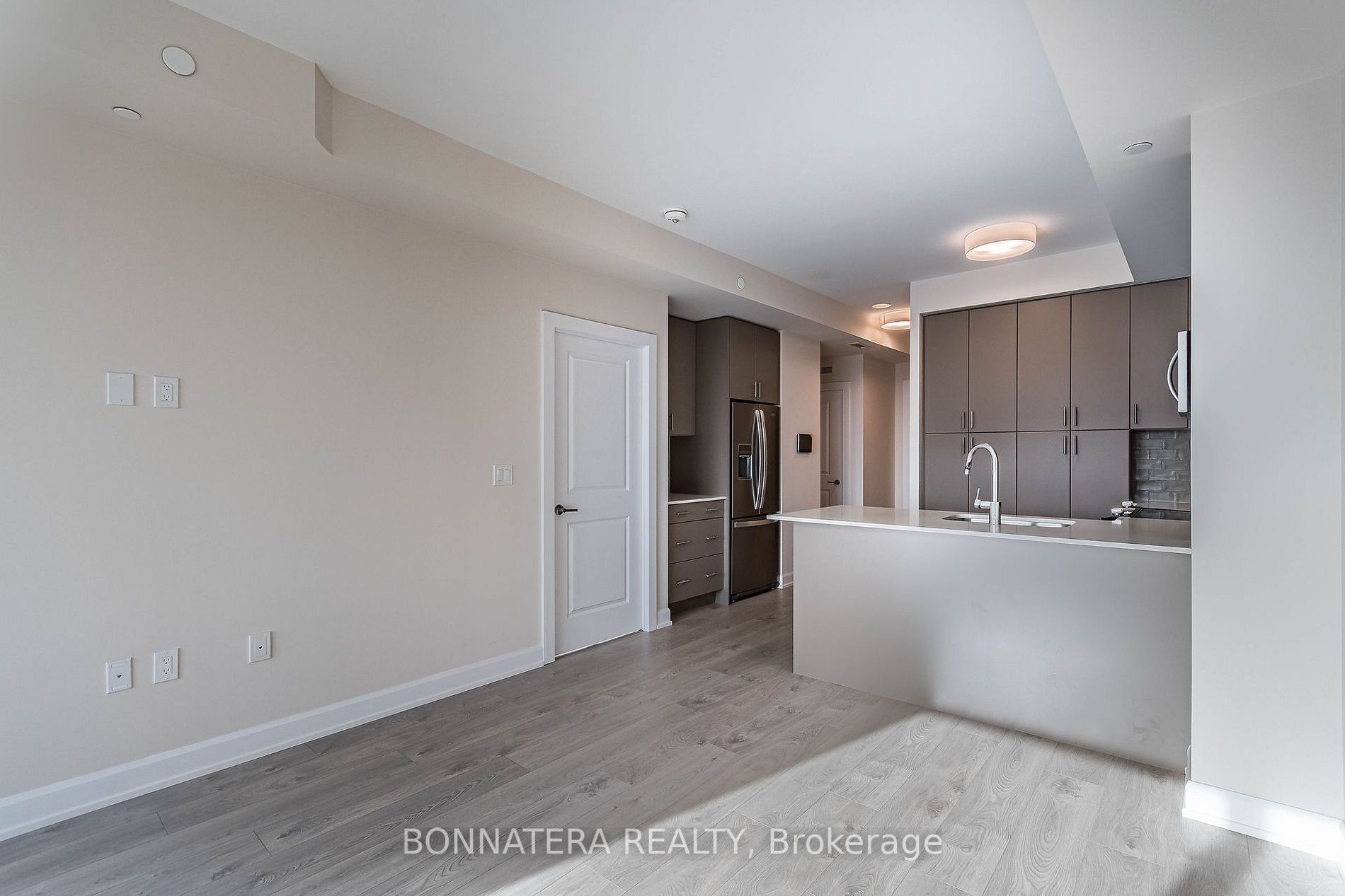 3200 William Coltson Ave, #711