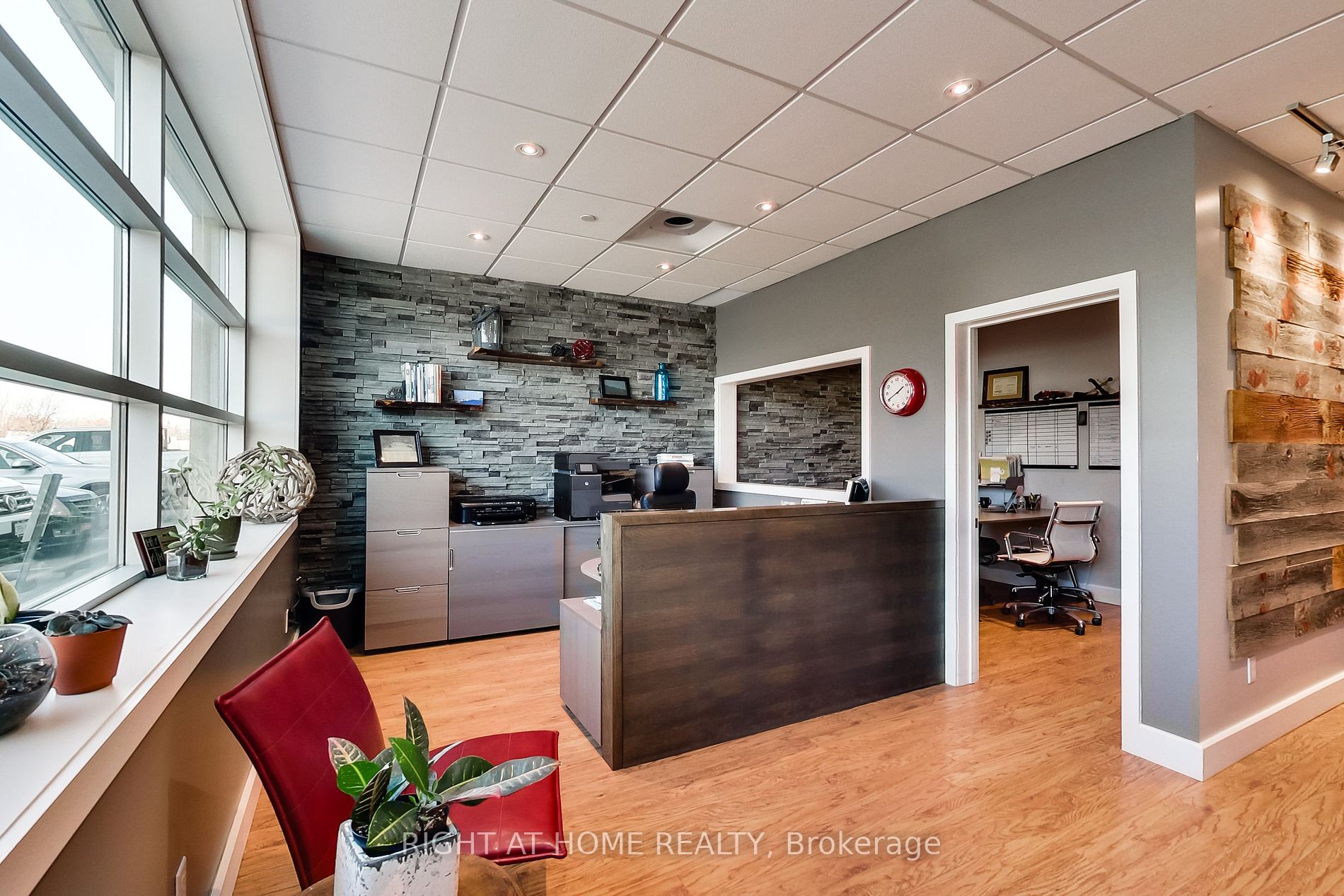 1550 Yorkton Crt, #3