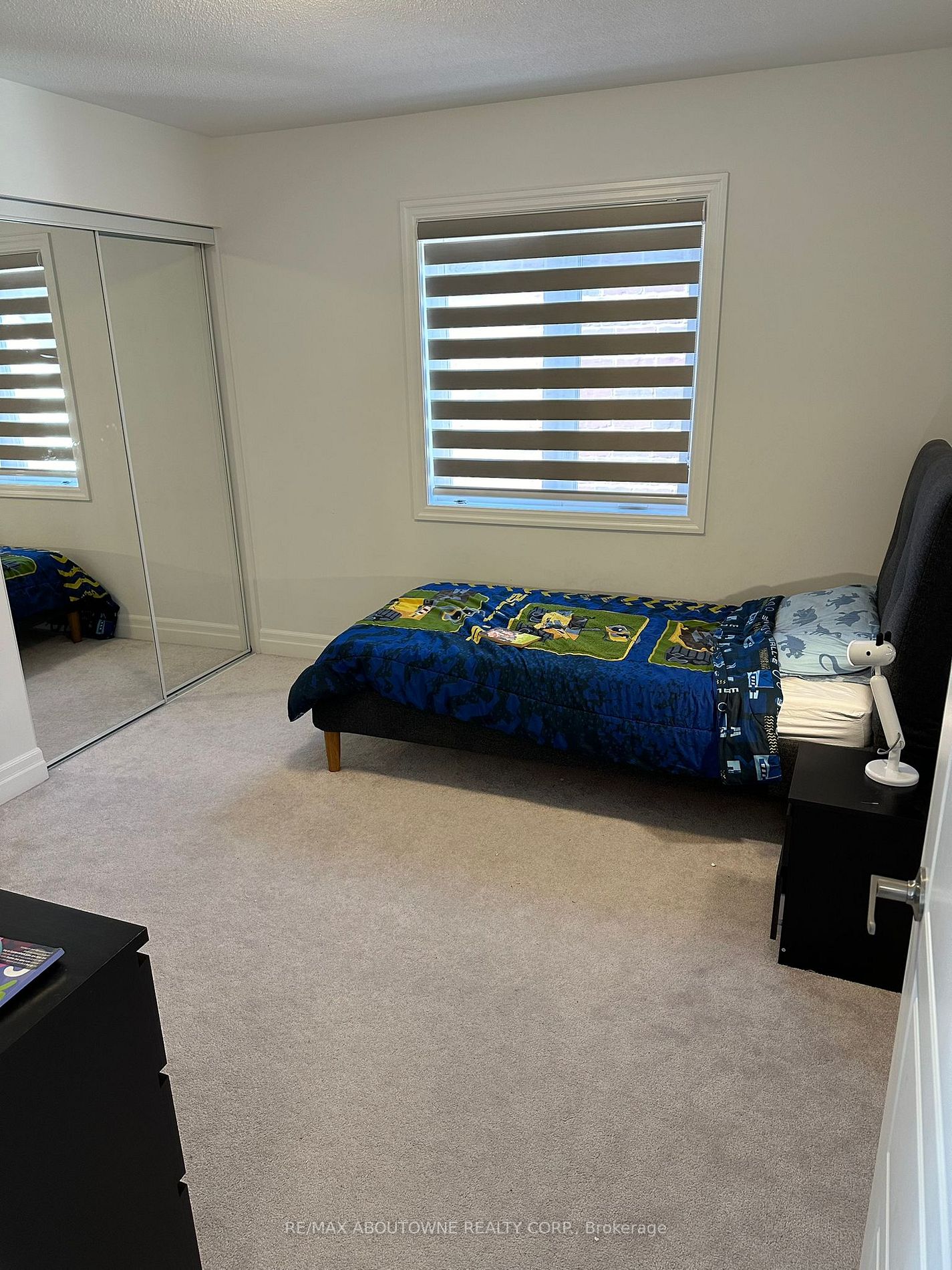1250 Elderberry Cres