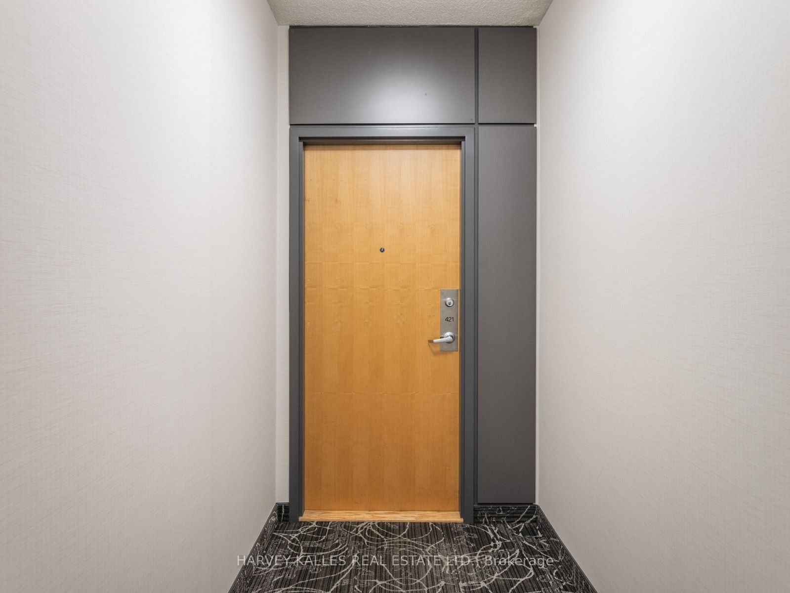 3865 Lake Shore Blvd W, #421