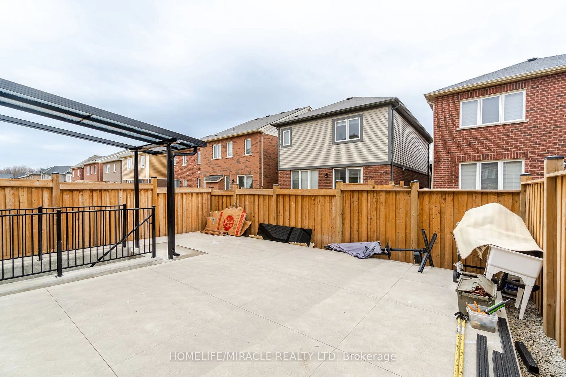 15 Averill Rd