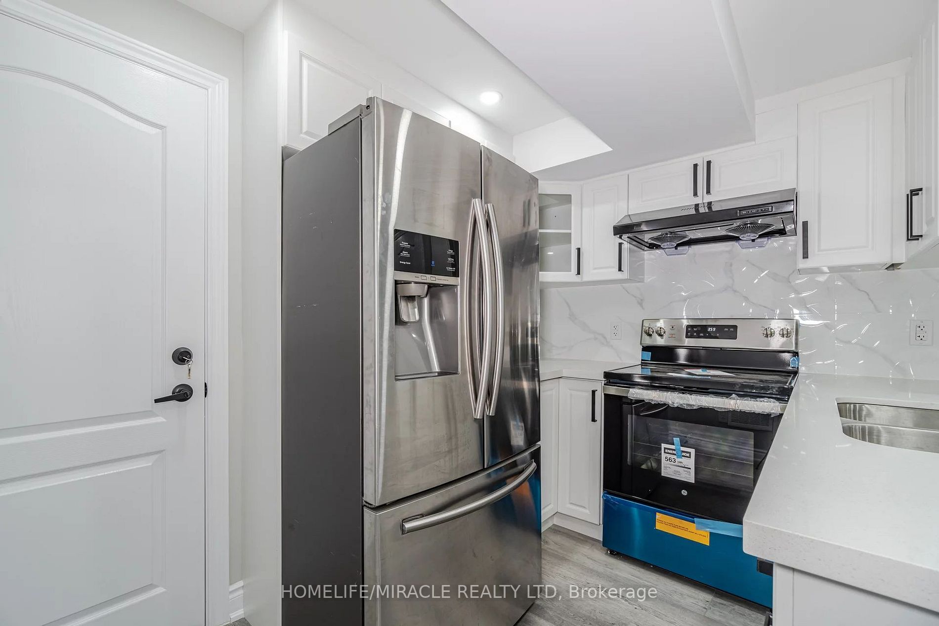 15 Averill Rd