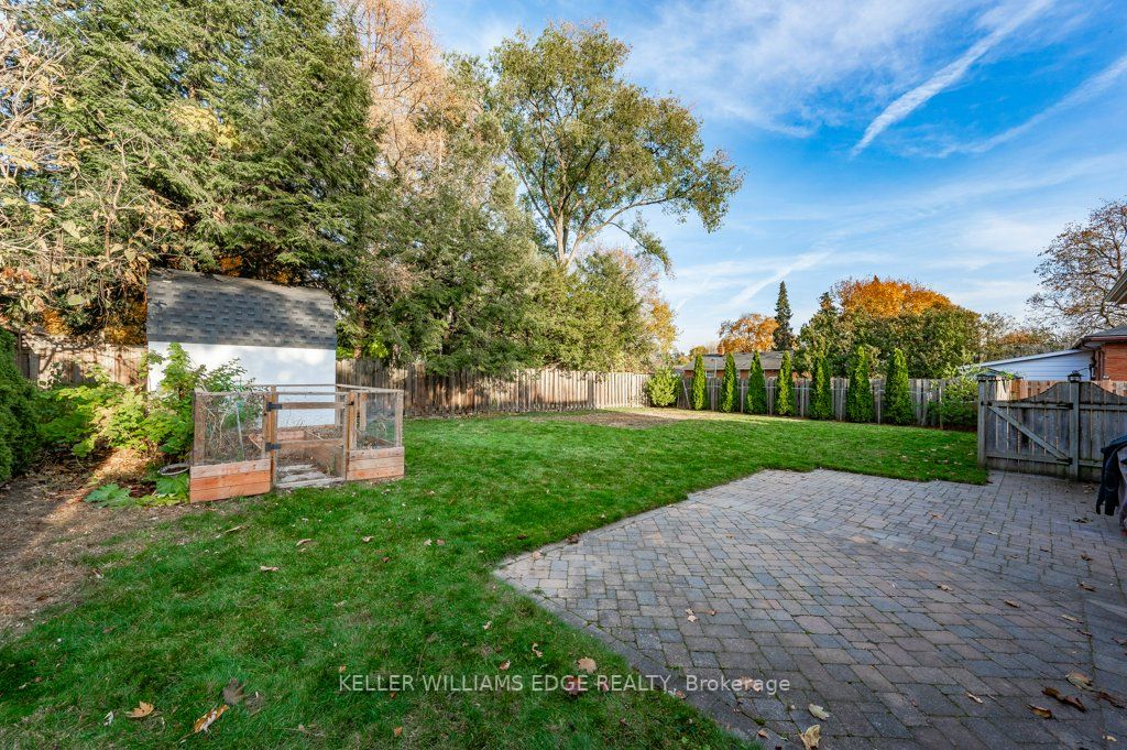 446 Springbank Cres