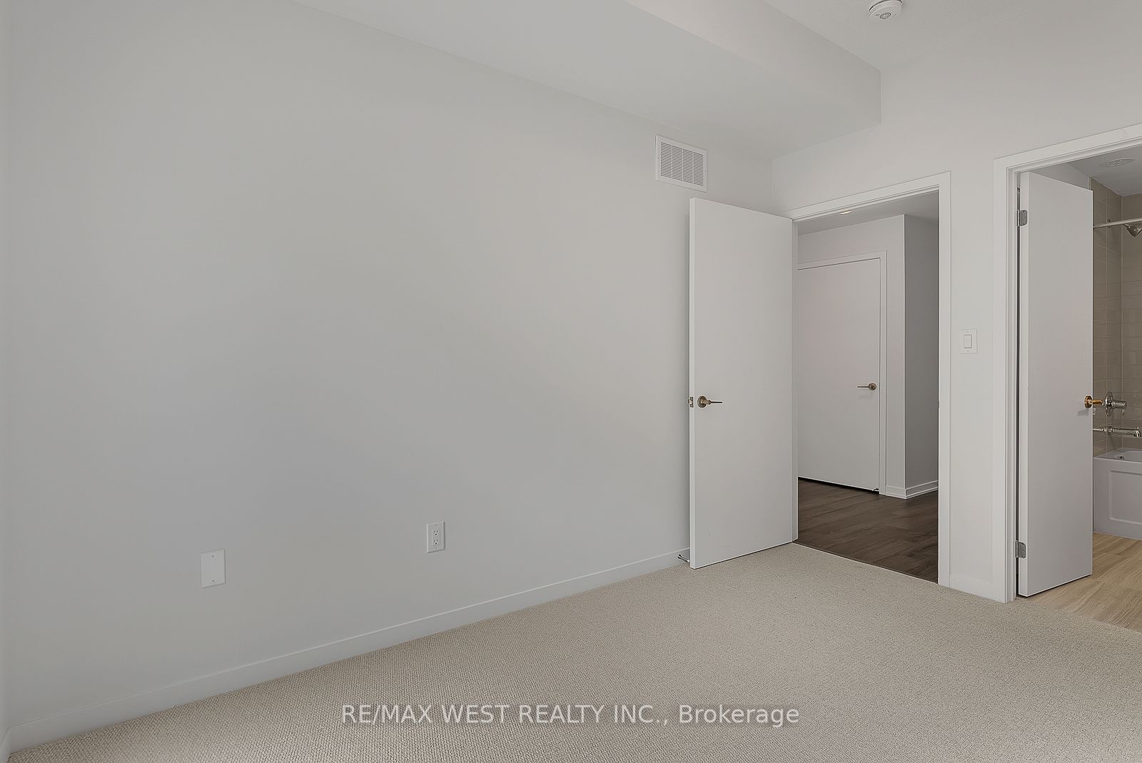 5 William Jackson Way, #58