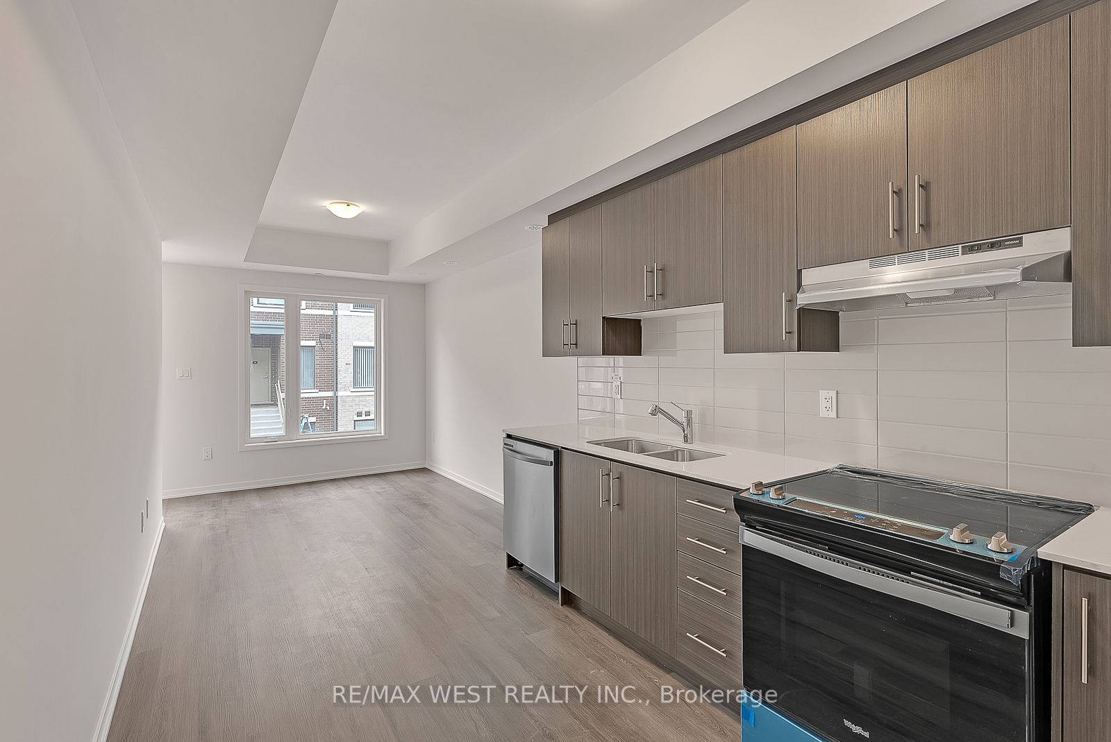 5 William Jackson Way, #58