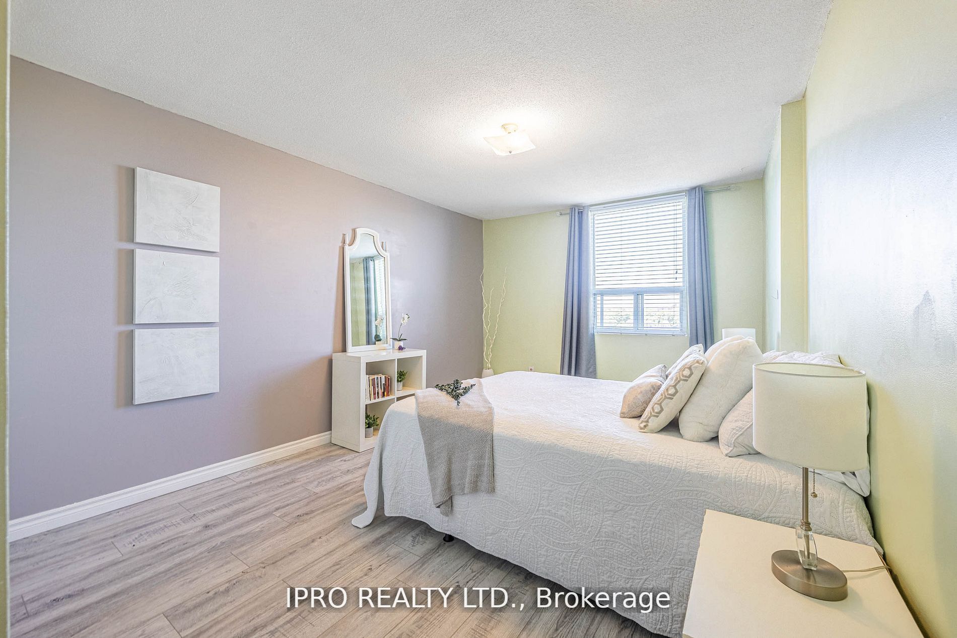 3145 Queen Frederica Dr, #1003