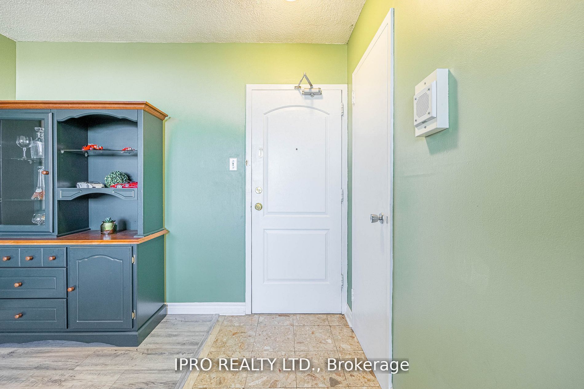 3145 Queen Frederica Dr, #1003